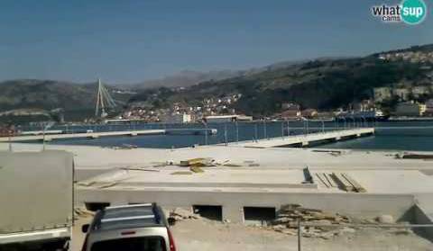 Dubrovik, gradnja Marine Gruž uživo - 15.3.2017.