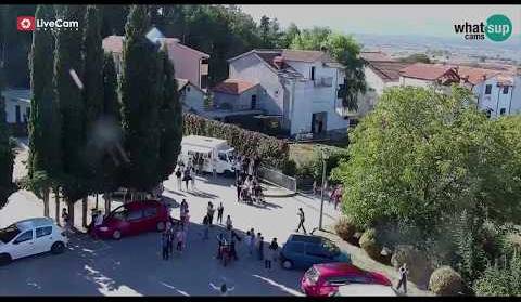 Pogled s osnovne škole 