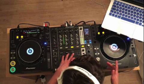 Livestream muzika