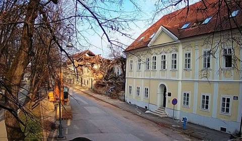 Petrinja after the earthquake City Park