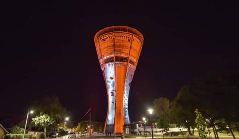 Vukovar water tower right next to the world's most famous towers