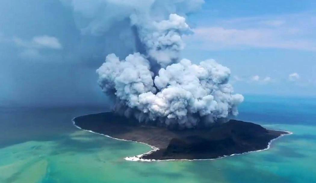 Erupcija vulkana i tsunami Hunga Tonga