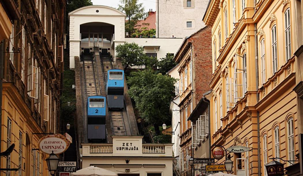 Zagreb Funicular - the shortest funicular in the world