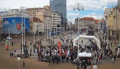 Trk za zdravlje, Trg bana Jelačića Zagreb 21.04.2024. Live Cam Croatia