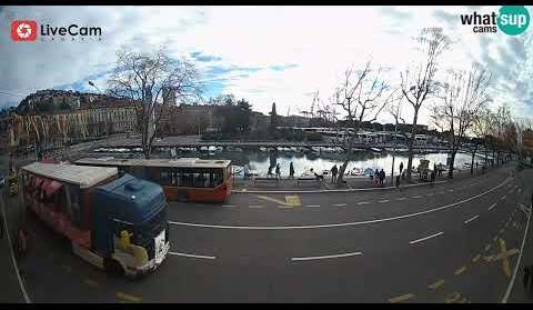 Sunčani Riječki karneval uživo! Više kamera LiveCamCroatia - Live stream Rijeka