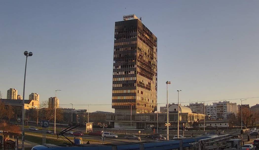 LIVE Demolition of the Vjesnik Tower
