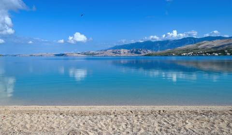 Live from Pag - new rotating camera from the city beach