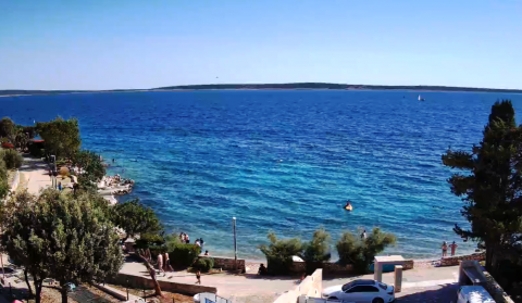 Male Mandre Beach - Navis Suites & Spa Live Cam